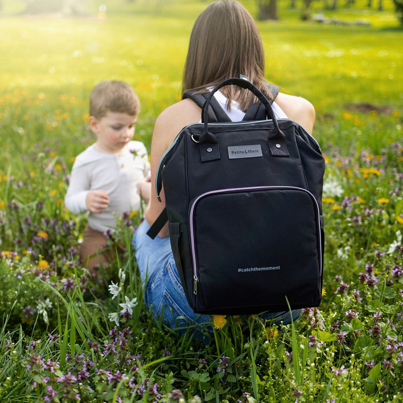 Rucsac pentru mamici, Petite&Mars, Cu 11 compartimente, Cu buzunare termice, Saltea de infasat inclusa, 30 x 42 x 15 cm, Jack, Black