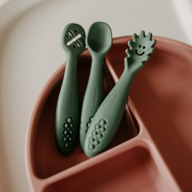 Set 3 lingurite, Petite&Mars, Diverse forme, Pentru supa, paste, alimente usoare, Dezvolta simturile si abilitatile senzoriale, Silicon, Fara BPA, 6 luni+, Roz