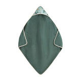 Prosop cu gluga, Petite&Mars, Loulou, Mare, 100 x 100 cm, 70% bambus, 30% bumbac, Certificare Oeko-Tex Standard 100, Hipoalergenic, respirabil si rezistent la mirosuri, Balene Verzi