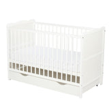 Patut din lemn bebe, 120x60 cm, Cu sertar, Cu sina speciala pentru dentitie, Multifunctional, EN716-1, EN716-2, Alb, Qmini, Julia