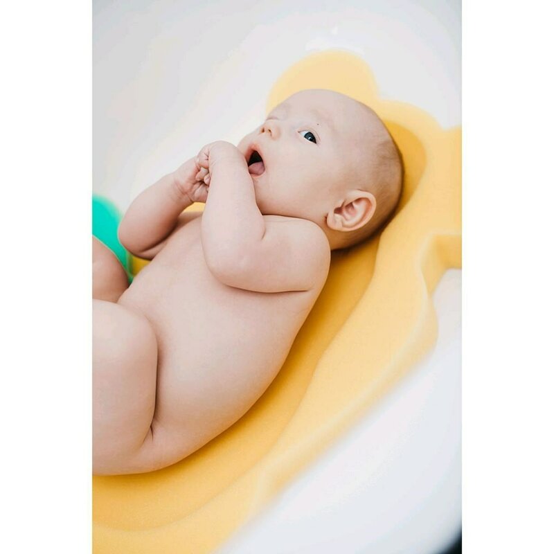 Reductor de baie, New Baby, Maxi, Din burete, 58 cm, Cu jucarii din spuma, Bear Pink - gogobaby.ro