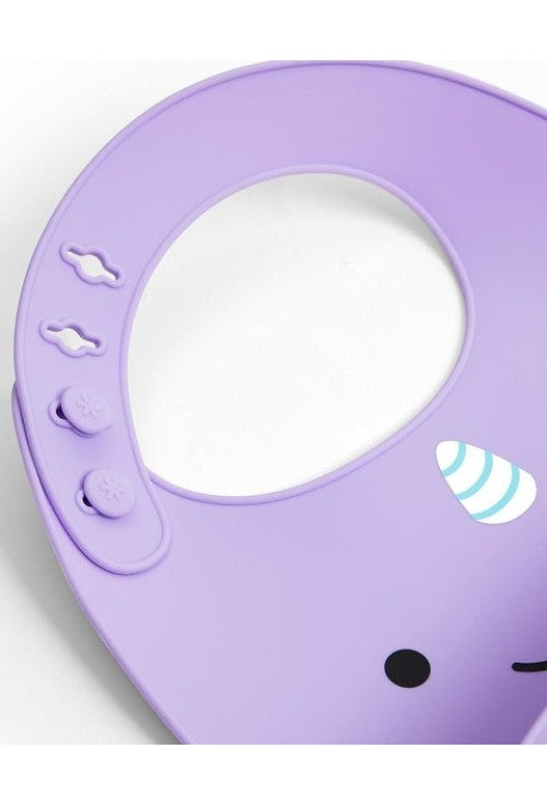 Skip Hop Bavetica de silicon Fold & Go Zoo - Balena - gogobaby.ro