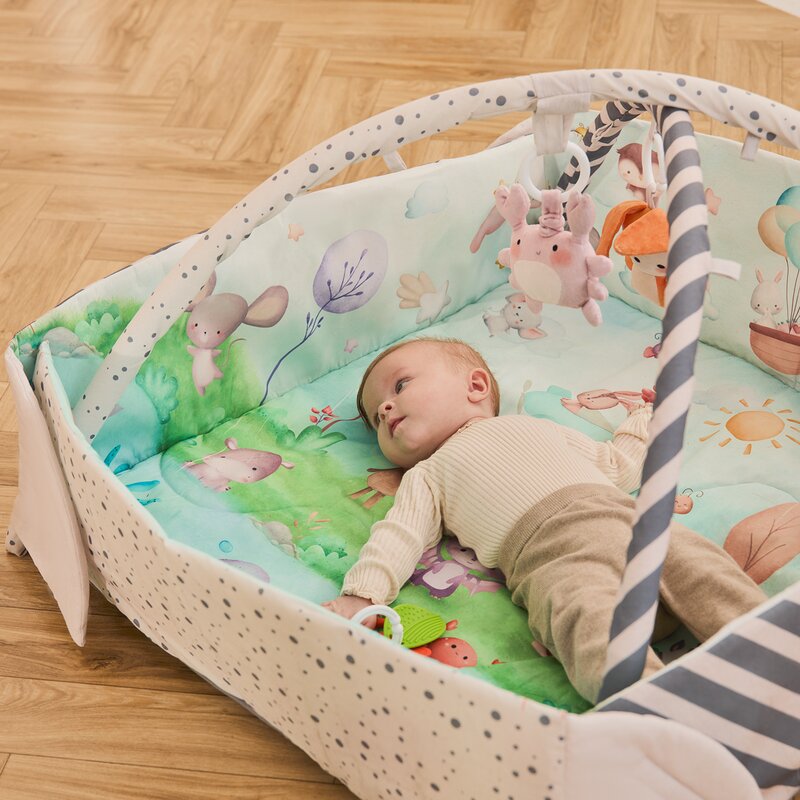 Salteluta interactiva, Lionelo, Anika, 8 jucarii senzoriale, detasabile, fosnaitoare, logopedice, Lavabila la masina, Husa din bambus, 116x112 cm, Multicolor - gogobaby.ro