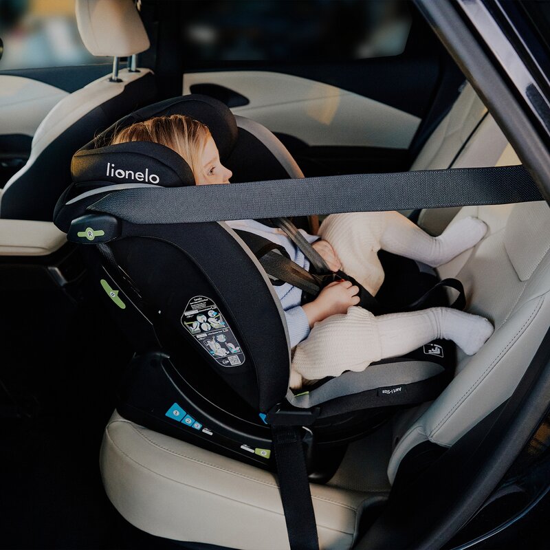 Scaun auto, Lionelo, Aart i-Size, Cu spatar inclinabil in 4 pozitii, Cu tetiera reglabila in 13 pozitii, 0-36 Kg, 40-150 cm, Cu centura siguranta in 3 puncte, Conform cu ECE R129/03, Negru/Rosu - gogobaby.ro