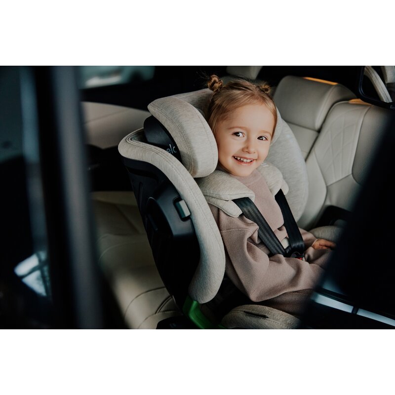 Scaun auto, Lionelo, Harmony i-Size, Rotire 360 grade, Protectie laterala, Cu spatar reglabil in 5 pozitii, Cu tetiera reglabila in 12 pozitii, 0-36 Kg, 40-150 cm, Cu Isofix, Husa din bambus, Conform cu ECE R129, Negru - gogobaby.ro