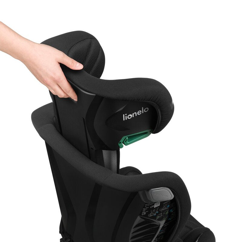 Scaun auto, Lionelo, i-Size Igo, 100- 150 cm, Cu isofix, Protectie laterala, Ajustare spatar in 2 pozitii, Tetiera Tri-Guard reglabila in 11 pozitii, Conform cu standardul european de securitate R129, Negru