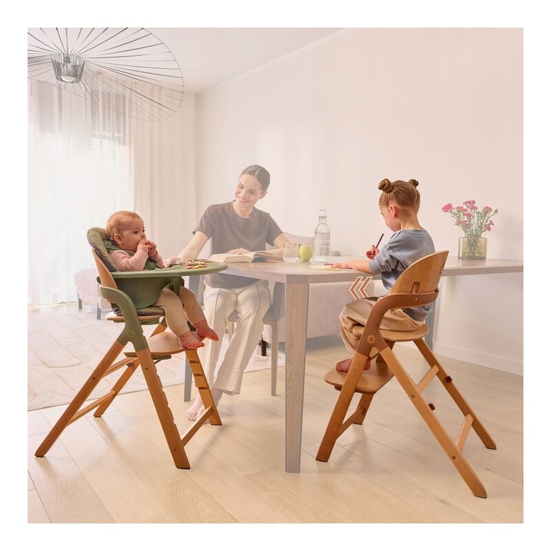 Scaun de masa multifunctional Megan, Lionelo, Din lemn de fag, 6 luni- adult, Reglabil pe inaltime, Husa impermeabila, Tavita silicon, Suport de picioare reglabil, Greutate maxima 110 Kg, Alb/Natur