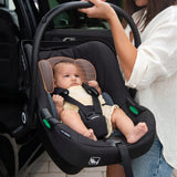 Scoica auto, Lionelo, i-Size Astrid, 0-13 Kg, 40-87 cm, Cu maner si capotina reglabile, Cu protectie laterala avansata, Salteluta confortabila, Testat ADAC, Conform cu standardul european de securitate R129, Taupe
