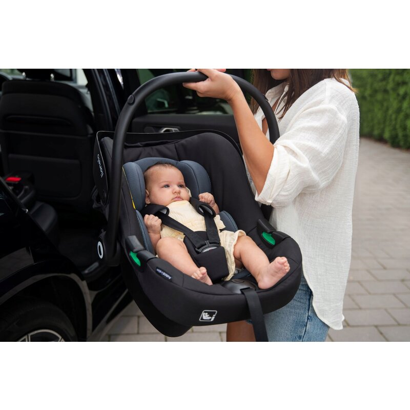 Scoica auto, Lionelo, i-Size Astrid, Include baza Isofix, 0-13 Kg, 40-87 cm, Cu maner si capotina reglabile, Cu protectie laterala avansata, Salteluta confortabila, Testat ADAC, Conform cu R129, Bej - gogobaby.ro