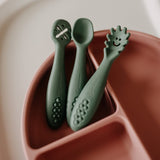 Set 3 lingurite, Petite&Mars, Take&Match, Din silicon, Diverse forme, Pentru supa, paste, alimente usoare, Dezvolta simturile si abilitatile senzoriale, Adecvate pentru masina de spalat vase, Fara BPA, 6 luni+, Frosted Sky, Albastru
