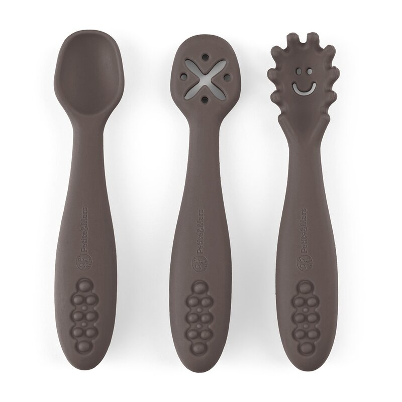 Set 3 lingurite, Petite&Mars, Take&Match, Din silicon, Diverse forme, Pentru supa, paste, alimente usoare, Dezvolta simturile si abilitatile senzoriale, Adecvate pentru masina de spalat vase, Fara BPA, 6 luni+, Bitter Cocoa, Maro