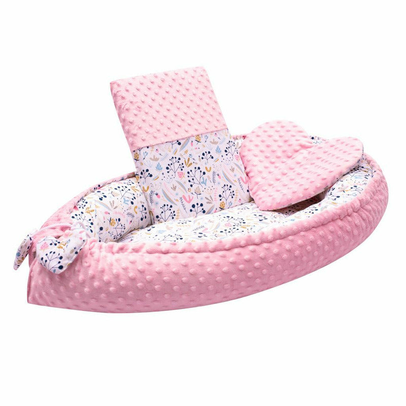 Set 3 piese, New Baby, Luxury, Baby Nest cu doua fete, Cu paturica si pernuta in forma de inima, Minky Cranberries - gogobaby.ro
