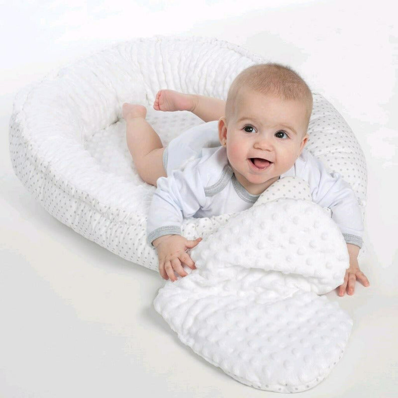 Set 3 piese, New Baby, Luxury, Baby Nest cu doua fete, Cu paturica si pernuta in forma de inima, Minky Cranberries - gogobaby.ro