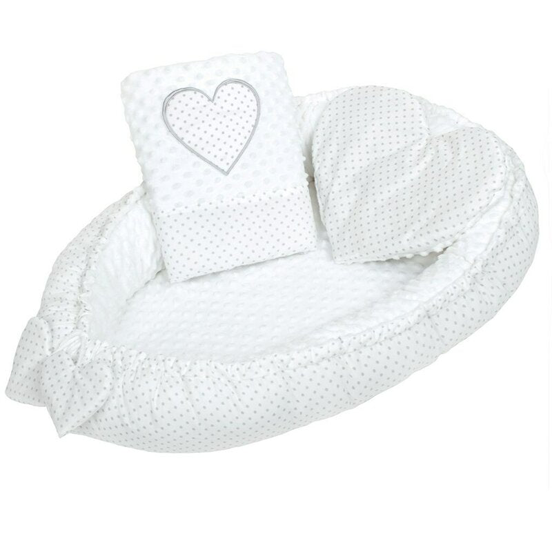 Set 3 piese, New Baby, Luxury, Baby Nest cu doua fete, Cu paturica si pernuta in forma de inima, Minky Heart White - gogobaby.ro