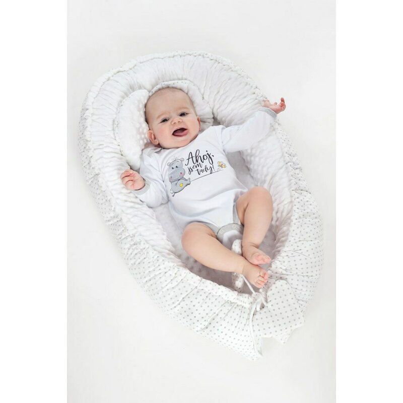 Set 3 piese, New Baby, Luxury, Baby Nest cu doua fete, Cu paturica si pernuta in forma de inima, Minky Heart White - gogobaby.ro