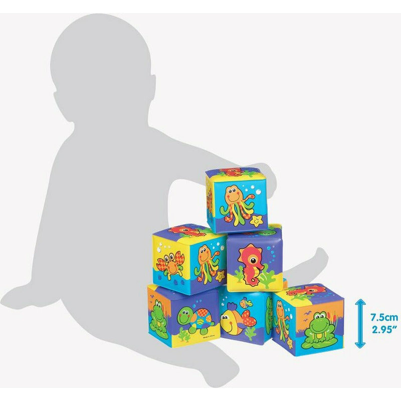 Set 6 cuburi noi pentru baie, Playgro, Cu litere si cifre, Dimesiune 7.5 cm fiecare cub, Splash and Learn Soft blocks for bath