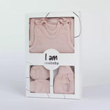 Set 7 piese, New Baby, Include body cu maneca lunga, bluza, pantalonasi cu botosei, salopeta fara maneci, caciulita, manusi, botosei, Marime 56, Din bumbac 100%, I am Pink