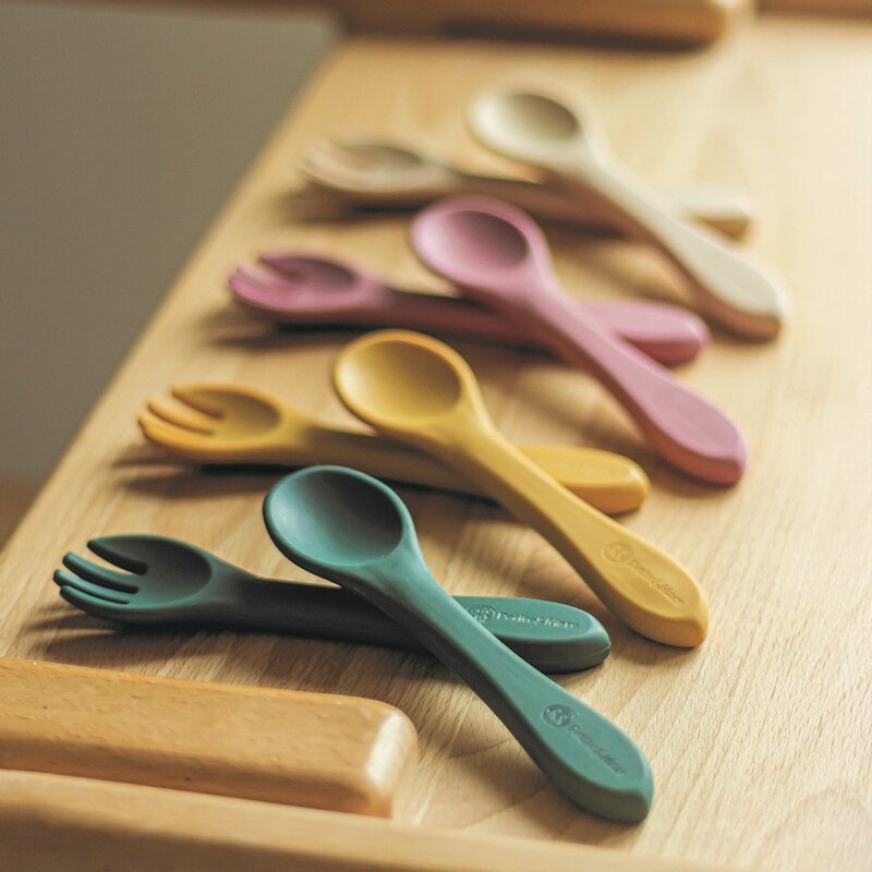 Set tacamuri, Petite&Mars, Take&Match, Din silicon, Forma ergonomica, Delicate cu gingiile, Adecvate pentru masina de spalat vase, Fara BPA, 6 luni+, Frosted Sky, Albastru