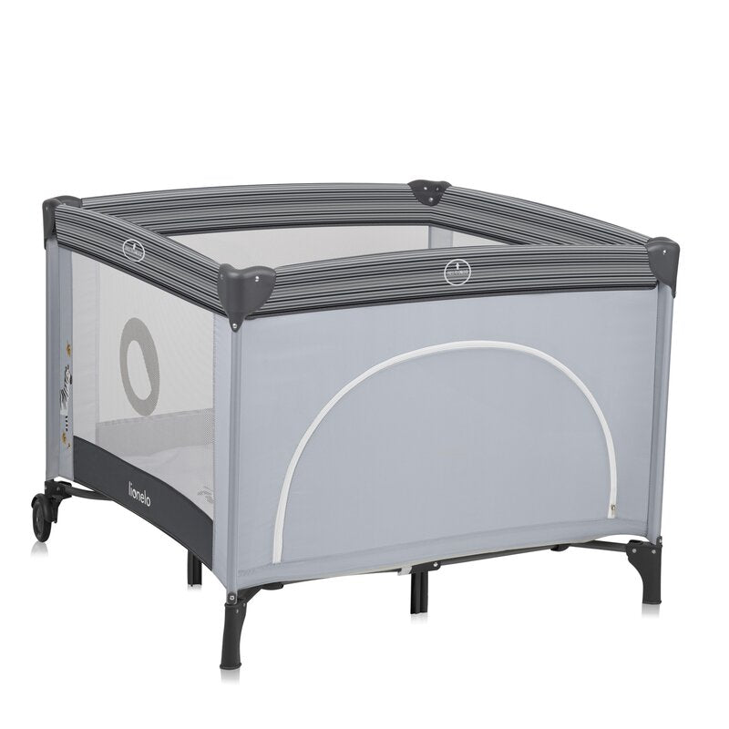 Tarc de joaca copii, Lionelo, Bonnie, Pana la 15 kg, 100 x 100 cm, Pliere compacta, Include geanta de transport, Din plasa, Cu intrare laterala cu fermoar, Cu roti, Cu salteluta din spuma, Conform cu EN12227, Gri deschis - gogobaby.ro