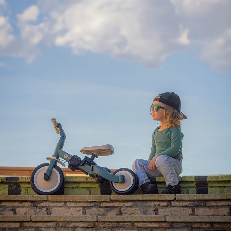 Tricicleta, Petite&Mars, Turbo, 5 in 1, Multifunctionala, Vehicul de impins, Bicicleta cu/fara pedale, Cu maner de ghidaj, Detasabil, Roti din cauciuc, Pana la 25 kg, 1.5-5 ani, Ocru - gogobaby.ro