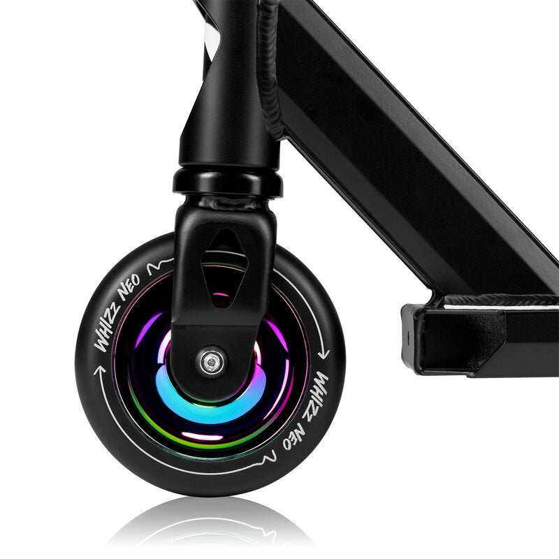 Trotineta, Lionelo, Whizz, Pentru Acrobatii, Rulmenti ABEC-9, Sistemul de compresie IHC 9, 20 - 100 kg, Conform cu standardul european de securitate EN14619, Multicolor - gogobaby.ro
