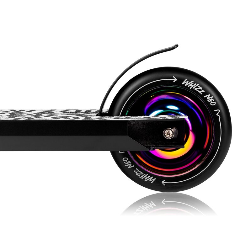 Trotineta, Lionelo, Whizz, Pentru Acrobatii, Rulmenti ABEC-9, Sistemul de compresie IHC 9, 20 - 100 kg, Conform cu standardul european de securitate EN14619, Multicolor - gogobaby.ro