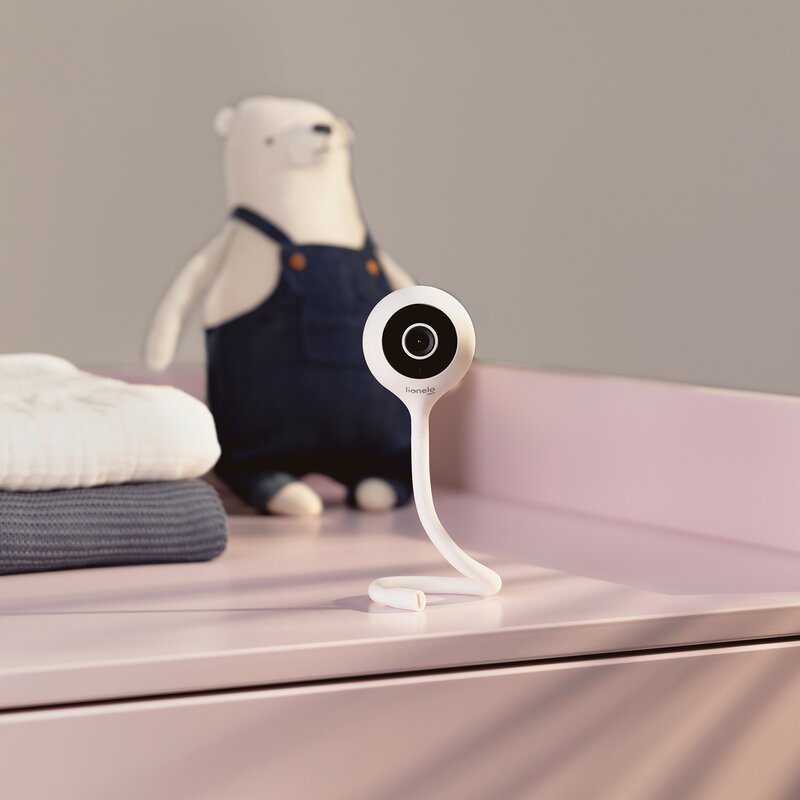 Video monitor, Lionelo, Babyline Smart, Cu aplicatie Smart Life, Cablu USB, Conexiune Wifi, Comunicare bidirectionala, Senzor de temperatura, Negru