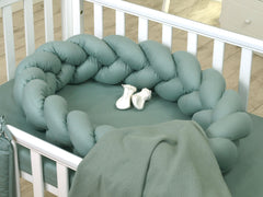 Jolie Protectie impletita pentru patut si Baby Nest Pure Salvia, 240*21 cm